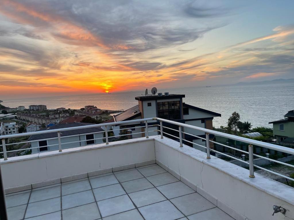 Yalova Apartments Exterior photo