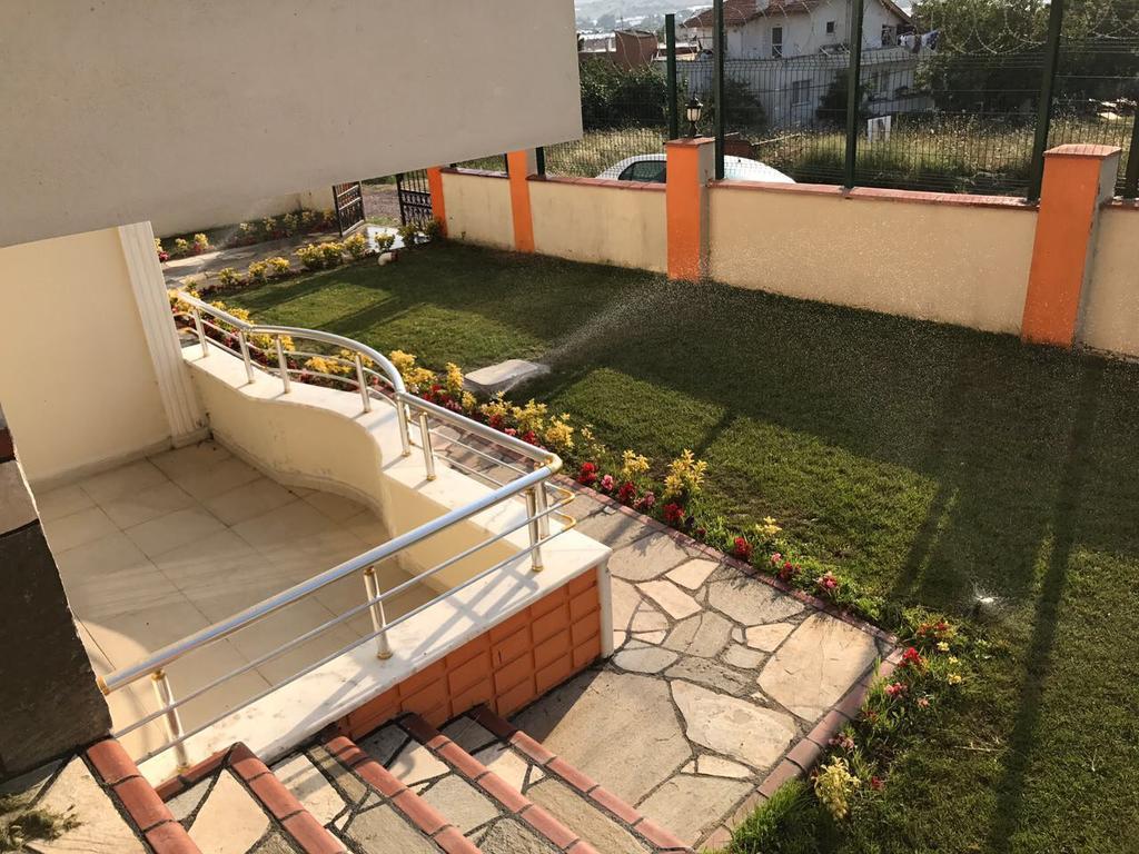 Yalova Apartments Exterior photo